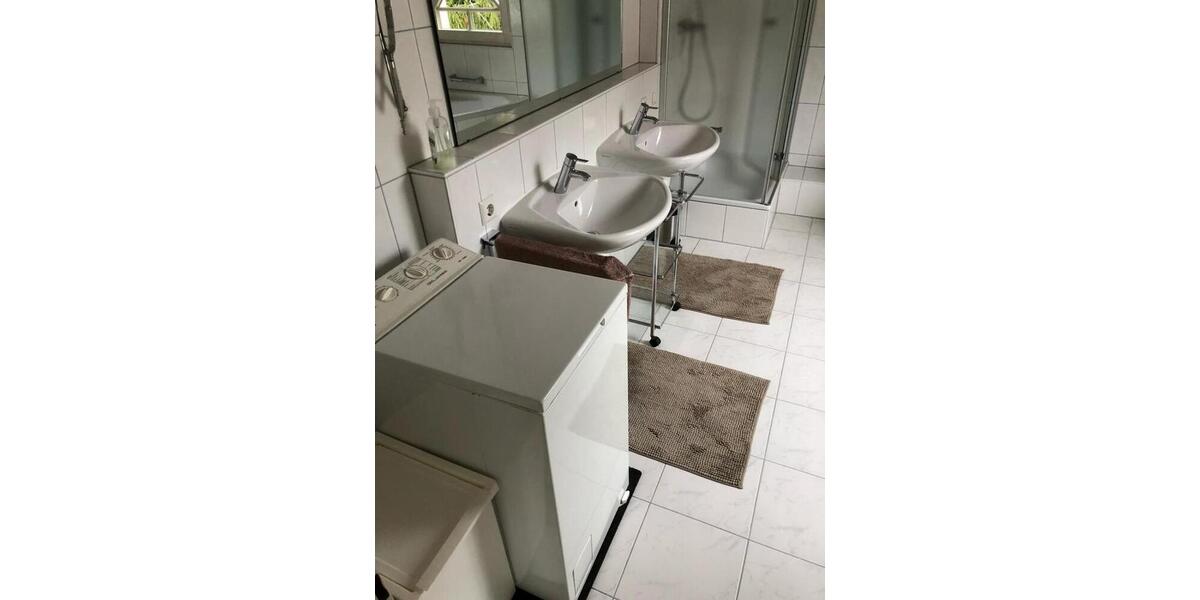 Wohnen auf Zeit Freiburg im Breisgau Herdern - 3 Zimmer, 95 m&sup2;, 1.800&euro; | Angebot:26563983