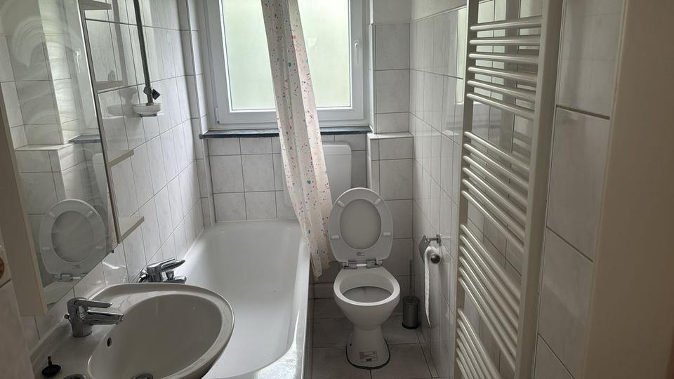 Etagenwohnung Detmold - 2 Zimmer, 51 m&sup2;, 620&euro; | Angebot:26688525