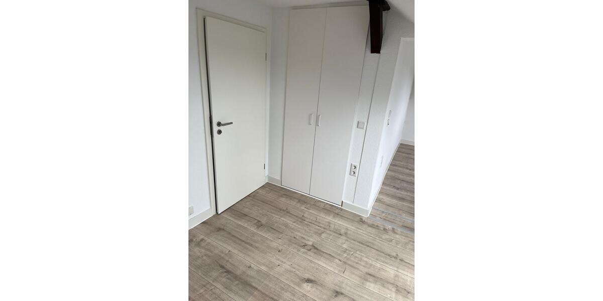 Dachgeschoßwohnung Dortmund - 2 Zimmer, 45 m&sup2;, 375&euro; | Angebot:24876796