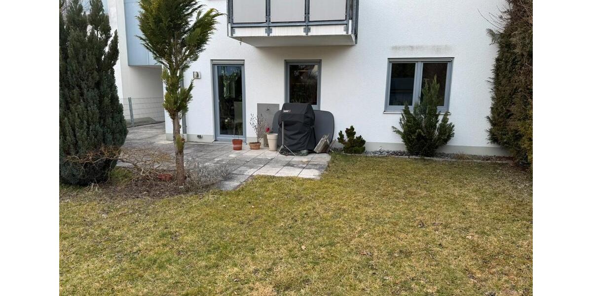 Erdgeschoßwohnung Neumarkt in der Oberpfalz Altenhof - 3.5 Zimmer, 86 m&sup2;, 1.300&euro; | Angebot:26033521
