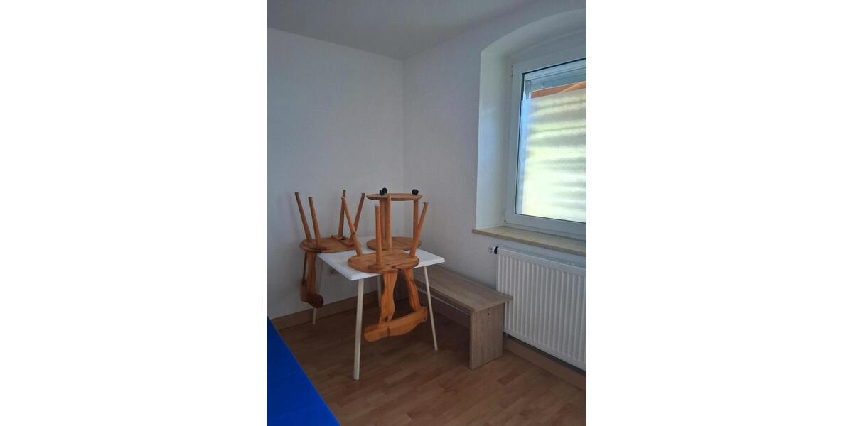 Wohnen auf Zeit Petersberg - 1 Zimmer, 20 m&sup2;, 450&euro; | Angebot:26661324
