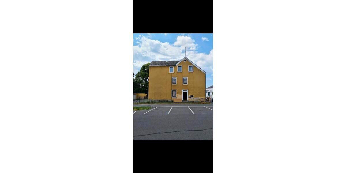 Etagenwohnung Selb - 4 Zimmer, 100 m&sup2;, 550&euro; | Angebot:26693035