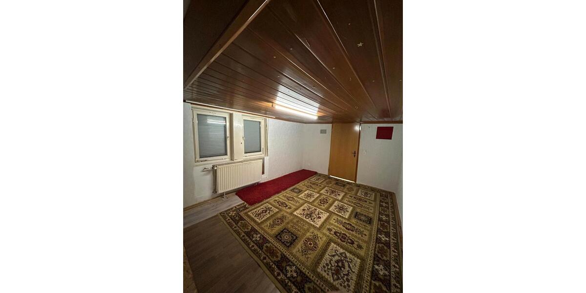 Einfamilienhaus Amöneburg - 7 Zimmer, 130 m&sup2;, 850&euro; | Angebot:26636419