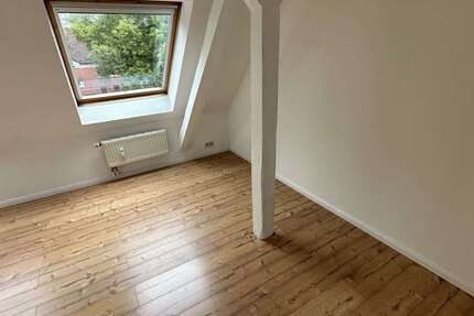 Wohnung Rostock Hansaviertel - 2 Zimmer, 38 m&sup2;, 688&euro; | Angebot:27028540