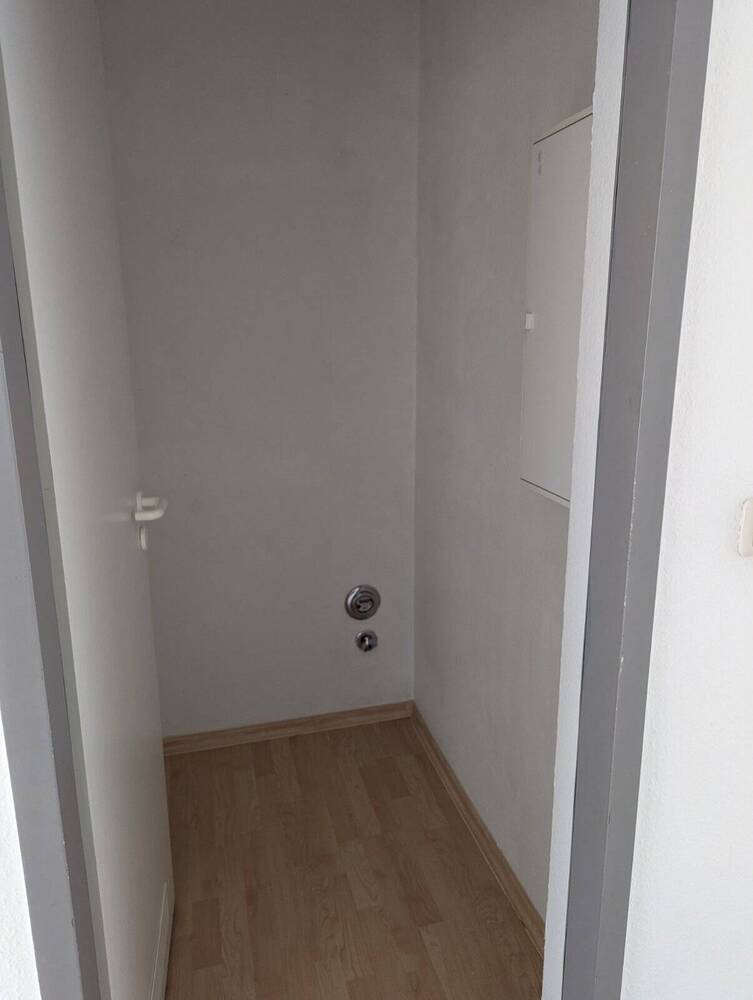 3 Zimmer Wohnung, 3. OG mit Aufzug - Tiefgarage - Balkon - Gäste WC