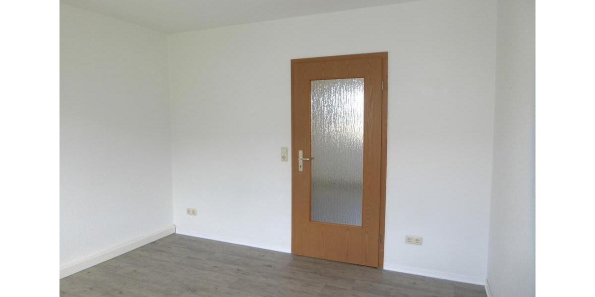 Etagenwohnung Saalfeld (Saale) - 2 Zimmer, 43 m&sup2;, 253&euro; | Angebot:26534035