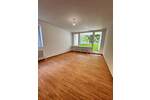 **MODERNISIERTE 3 Zimmer ERDGESCHOSS Wohnung MIT BALKON UND NEUEM DUSCHBAD**