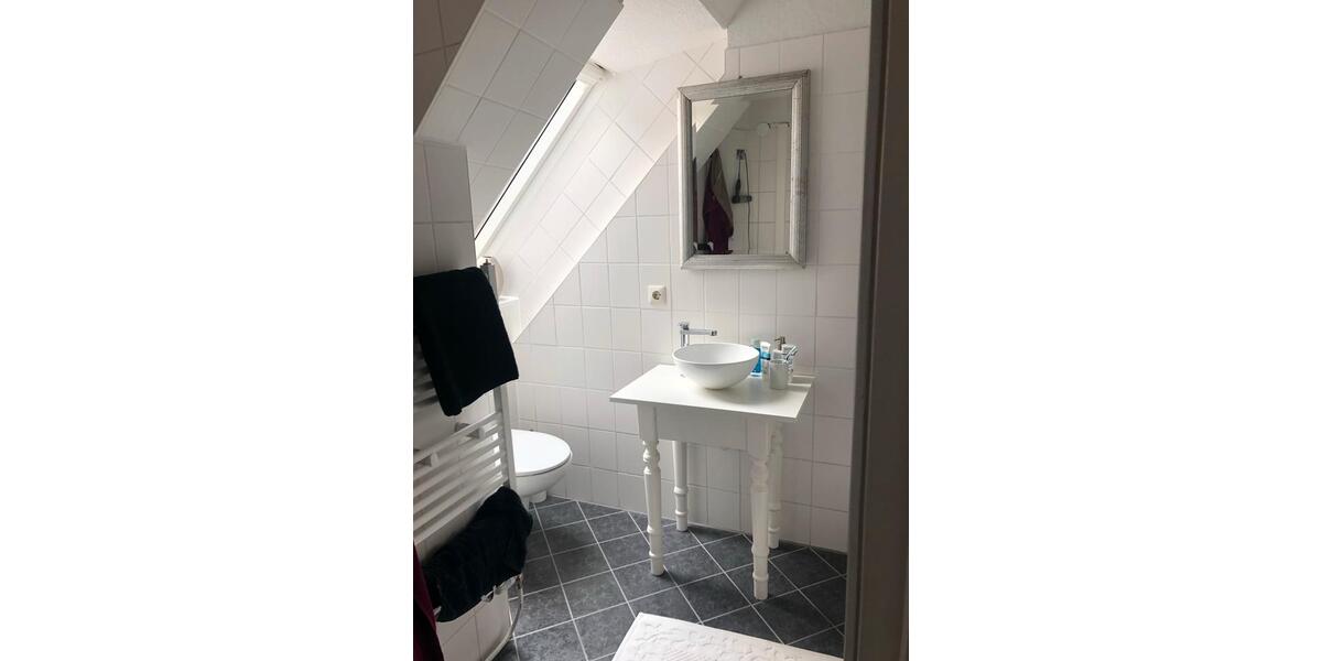 Dachgeschoßwohnung Bad Wimpfen - 1 Zimmer, 54 m&sup2;, 990&euro; | Angebot:26690192