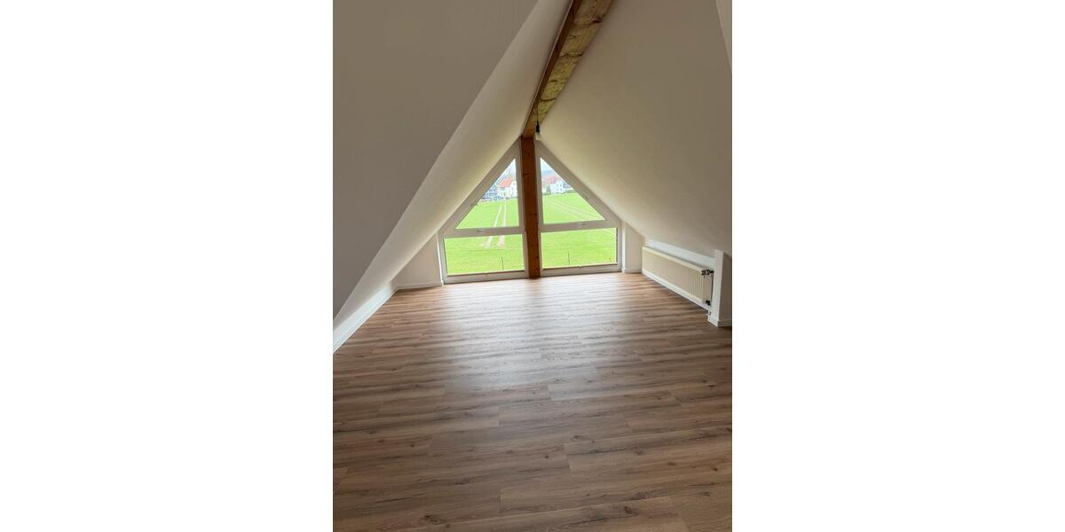 Dachgeschoßwohnung Oerlinghausen - 3 Zimmer, 59 m&sup2;, 500&euro; | Angebot:25874660