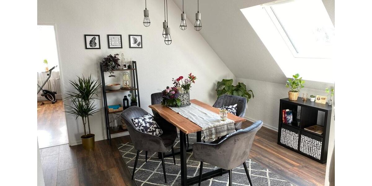 Dachgeschoßwohnung Hannover Vahrenwald-List - 2 Zimmer, 67 m&sup2;, 649&euro; | Angebot:26044853