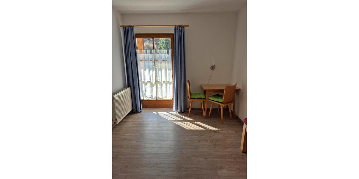 Erdgeschoßwohnung Fischen im Allgäu - 3 Zimmer, 75 m&sup2;, 1.200&euro; | Angebot:25398831