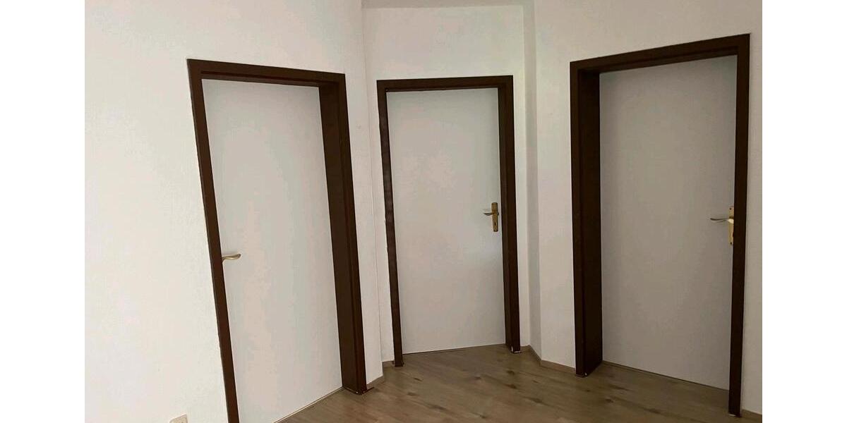 Etagenwohnung Sankt Augustin - 3 Zimmer, 78 m&sup2;, 1.300&euro; | Angebot:26566414