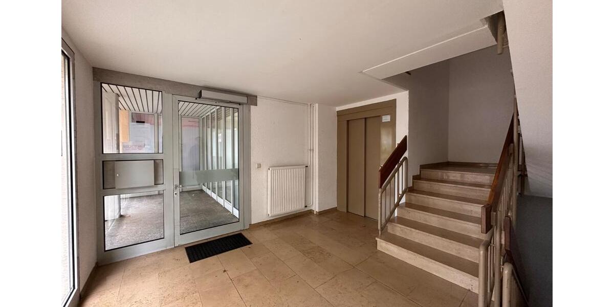 Dachgeschoßwohnung Bad Kreuznach Bad Münster am Stein-Ebernburg - 4.5 Zimmer, 170 m&sup2;, 1.100&euro; | Angebot:25963038