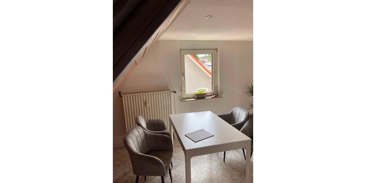 Dachgeschoßwohnung Friedrichsdorf - 4 Zimmer, 75 m&sup2;, 1.000&euro; | Angebot:27617521