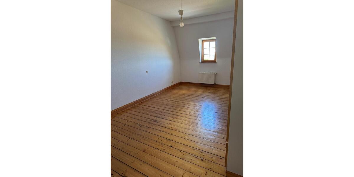 Etagenwohnung Ochtendung - 4 Zimmer, 115 m&sup2;, 1.500&euro; | Angebot:25765572