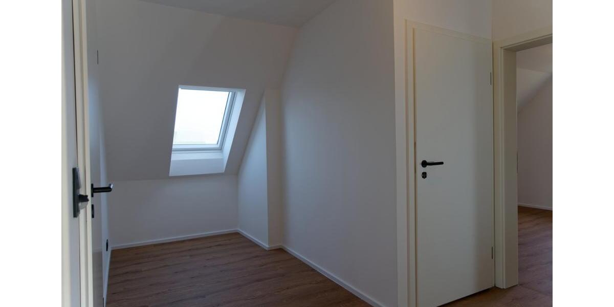 Dachgeschoßwohnung Ebstorf - 2 Zimmer, 80 m&sup2;, 900&euro; | Angebot:26549344