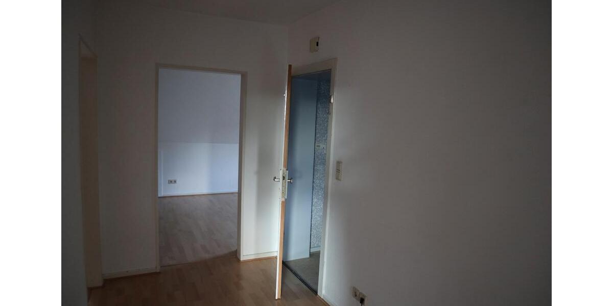 Dachgeschoßwohnung Euskirchen Dom-Esch - 3 Zimmer, 74 m&sup2;, 600&euro; | Angebot:26366545