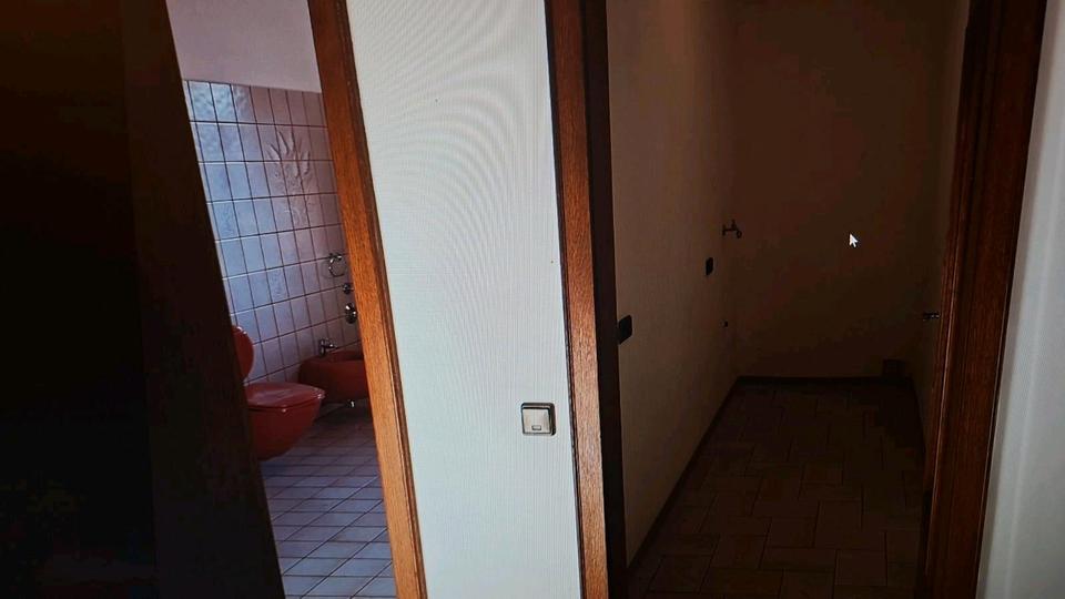 Etagenwohnung Karben - 4 Zimmer, 120 m&sup2;, 1.500&euro; | Angebot:25978636