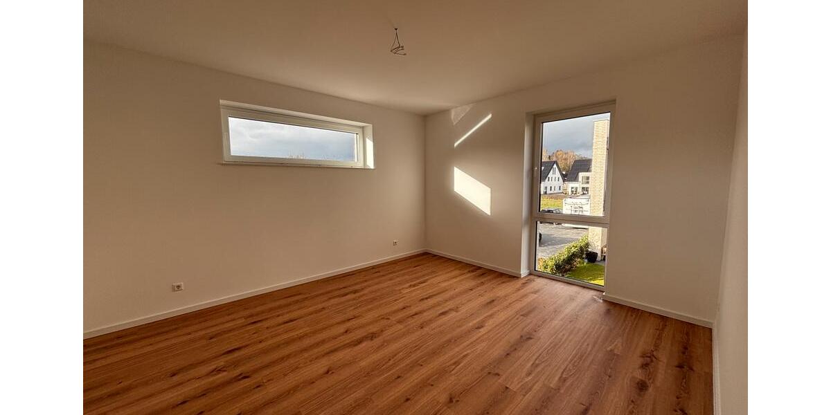 Etagenwohnung Schloß Holte-Stukenbrock Stukenbrock - 3 Zimmer, 95 m&sup2;, 1.290&euro; | Angebot:26380589