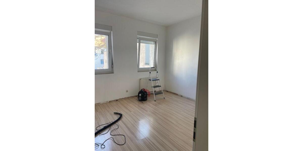 Etagenwohnung Fürth Altstadt - 4 Zimmer, 104 m&sup2;, 1.350&euro; | Angebot:25304942