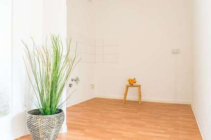Wohnung Chemnitz Helbersdorf - 3 Zimmer, 54 m&sup2;, 241&euro; | Angebot:26600062