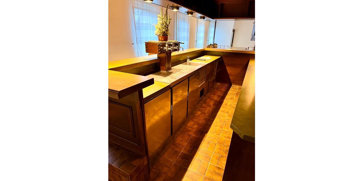 Erdgeschoßwohnung Schenefeld - 3 Zimmer, 180 m&sup2;, 900&euro; | Angebot:24781269