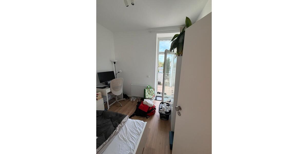Wohnen auf Zeit Bonn Beuel-Mitte - 1 Zimmer, 16 m&sup2;, 600&euro; | Angebot:26080629