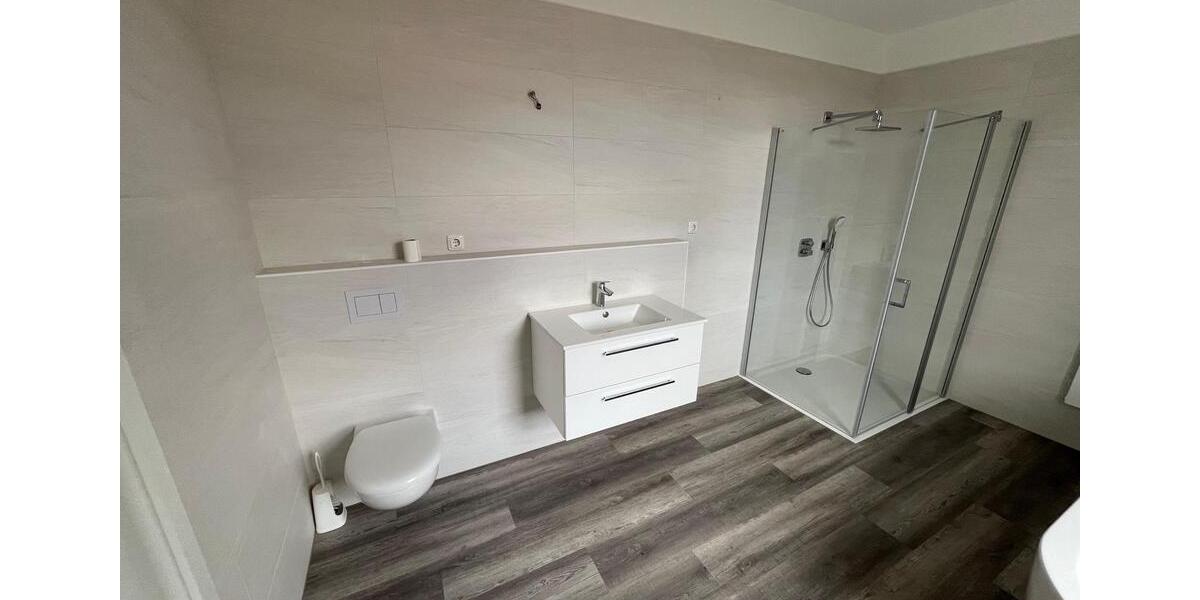Erdgeschoßwohnung Grabow - 3 Zimmer, 90 m&sup2;, 790&euro; | Angebot:26565365