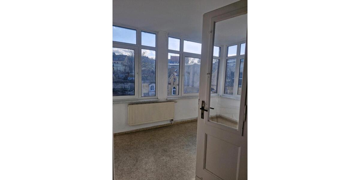 Etagenwohnung Eisleben (Lutherstadt) - 2 Zimmer, 107 m&sup2;, 650&euro; | Angebot:26560360