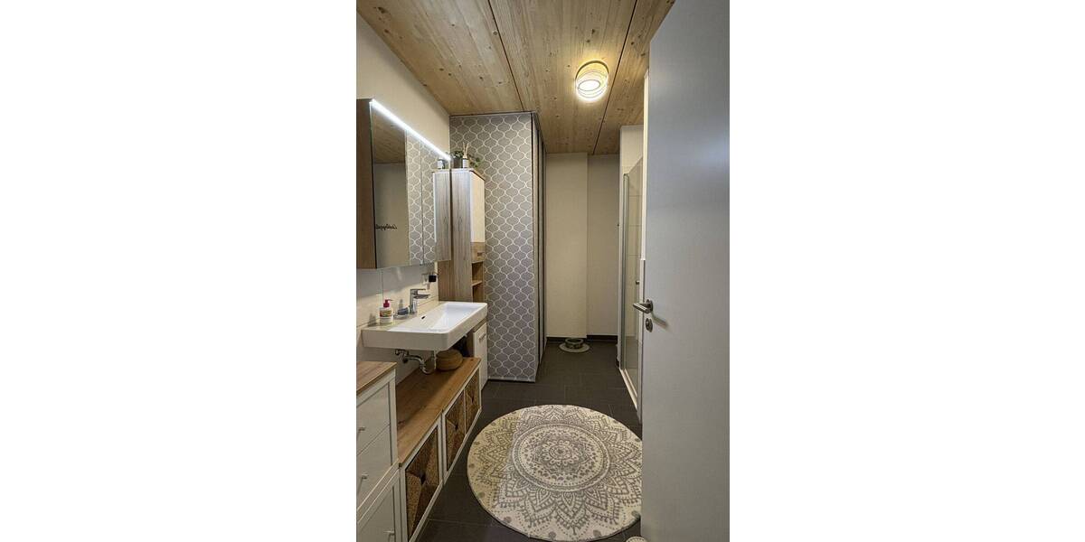 Etagenwohnung Oberviechtach - 3 Zimmer, 86 m&sup2;, 800&euro; | Angebot:25969083