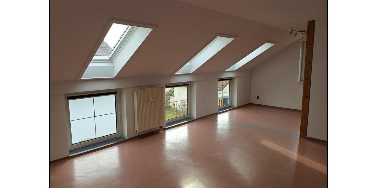 Etagenwohnung Pfarrkirchen - 3 Zimmer, 71 m&sup2;, 790&euro; | Angebot:25951801