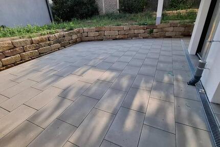 3-Zi-Terrassenwohnung mit großer Terrasse im Neubau in Höfingen