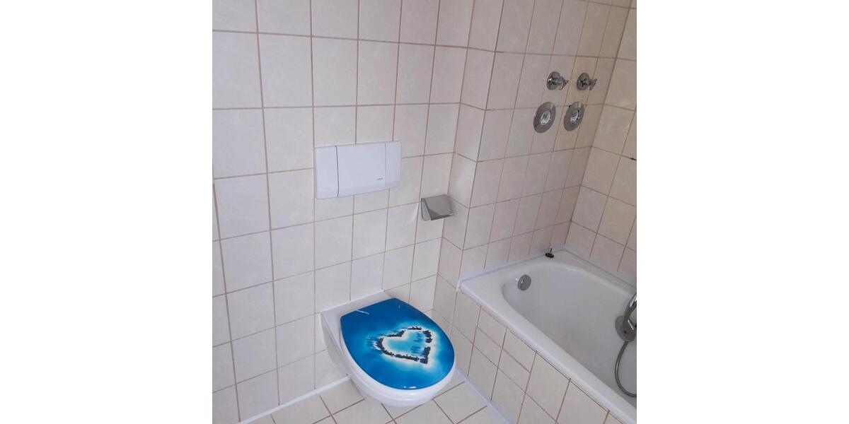 Dachgeschoßwohnung Amstetten - 1 Zimmer, 74 m&sup2;, 900&euro; | Angebot:24109256