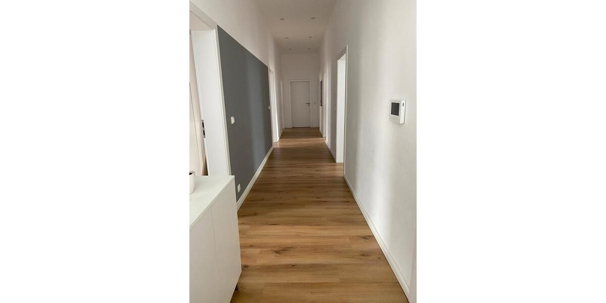 Etagenwohnung Lüdenscheid - 4 Zimmer, 117 m&sup2;, 875&euro; | Angebot:26647365