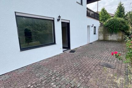 Hier wohnen Sie ruhig und grün in Riegelsberg - Pflugscheid. 4 ZKB Souterrain mit großer Terrasse 4 zimmer