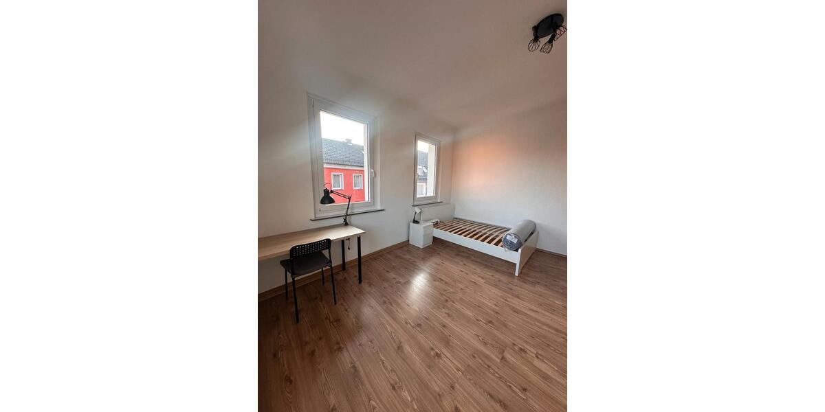 Wohnen auf Zeit Nürnberg Rabus - 4 Zimmer, 100 m&sup2;, 555&euro; | Angebot:26676067