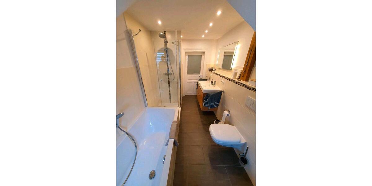 Dachgeschoßwohnung Bautzen - 4 Zimmer, 81 m&sup2;, 567&euro; | Angebot:26038397