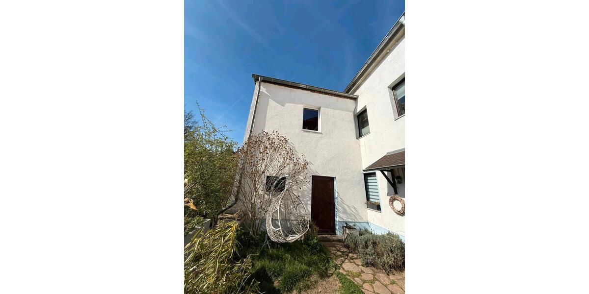 Reihenhaus Grimma - 10 Zimmer, 130 m&sup2;, 900&euro; | Angebot:26252264