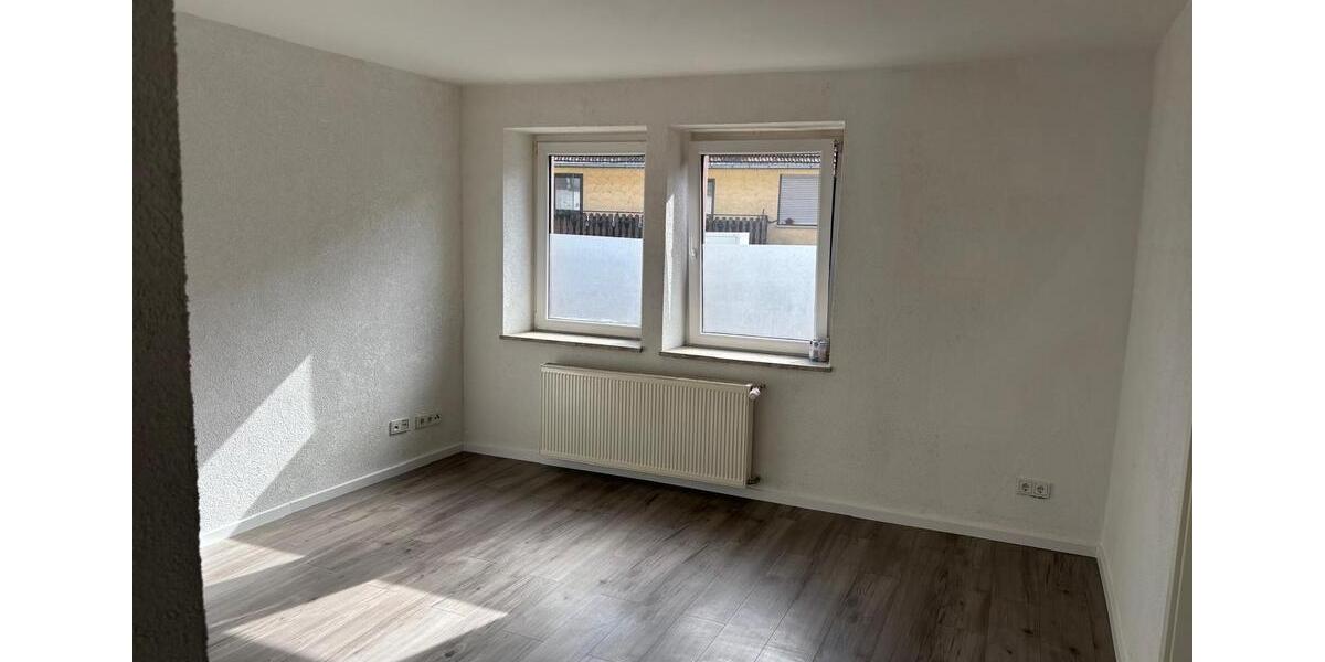 Erdgeschoßwohnung Beckingen - 3 Zimmer, 70 m&sup2;, 580&euro; | Angebot:26039883
