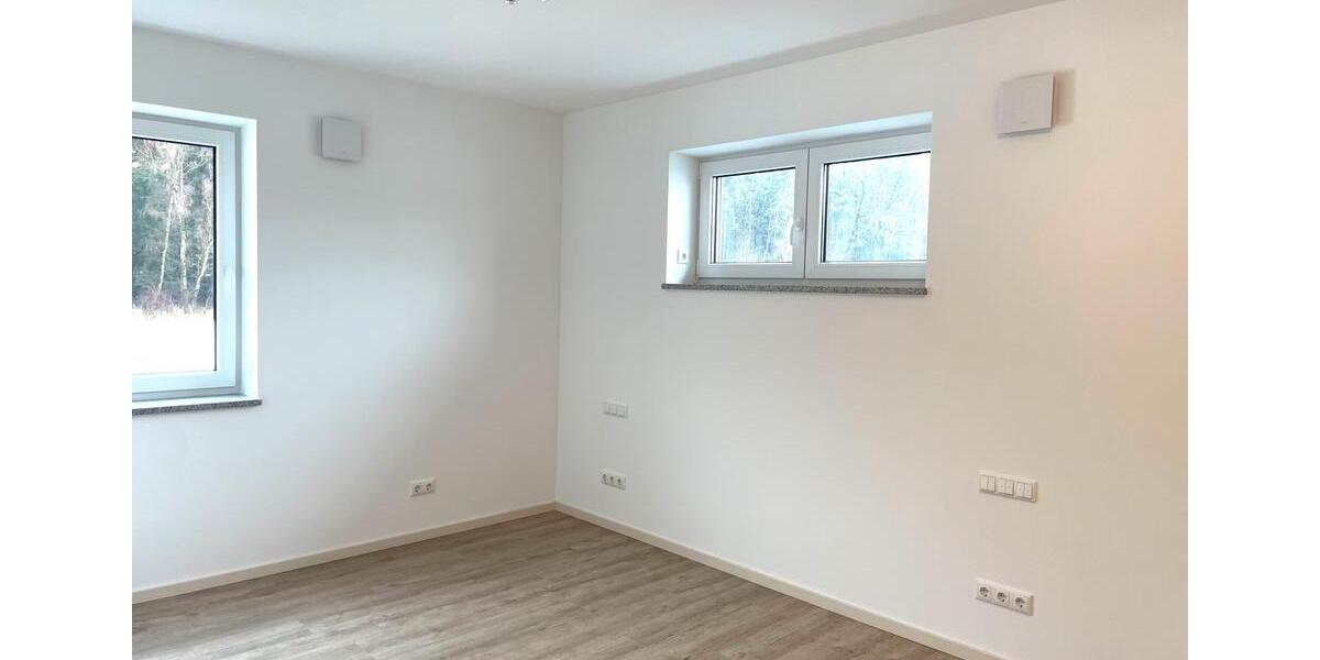 Etagenwohnung Schmidgaden - 5 Zimmer, 110 m&sup2;, 1.250&euro; | Angebot:24953914