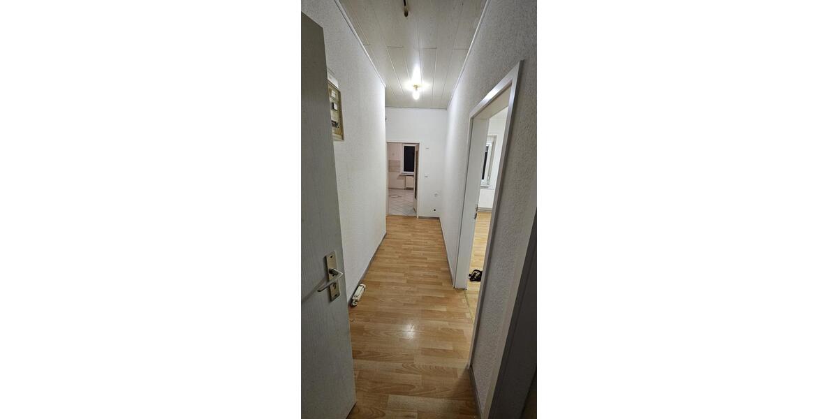 Etagenwohnung Göppingen - 3 Zimmer, 80 m&sup2;, 980&euro; | Angebot:25173171