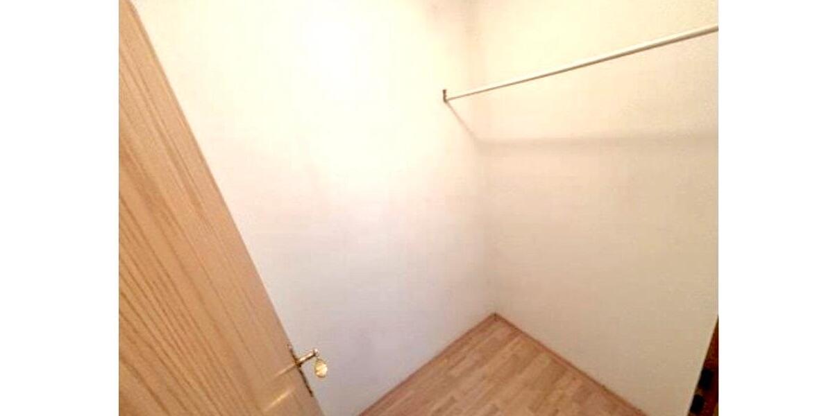 Erdgeschoßwohnung Schwandorf - 1 Zimmer, 35 m&sup2;, 470&euro; | Angebot:26288342