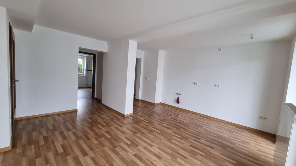 Modernes Wohnen mit Balkon im EG 2 zimmer