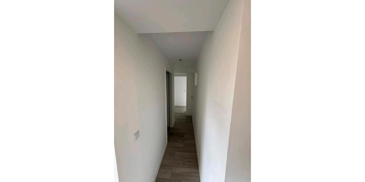 Erdgeschoßwohnung Heide - 3 Zimmer, 63 m&sup2;, 1.100&euro; | Angebot:25966544