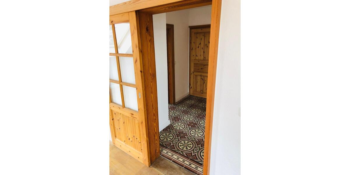 Dachgeschoßwohnung Bückeburg - 3 Zimmer, 70 m&sup2;, 650&euro; | Angebot:25988533