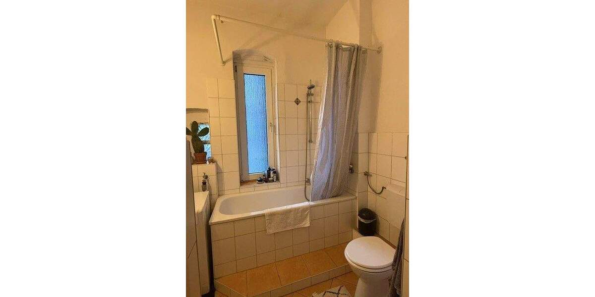 Etagenwohnung Kiel Südfriedhof - 4 Zimmer, 82 m&sup2;, 1.239&euro; | Angebot:25704858