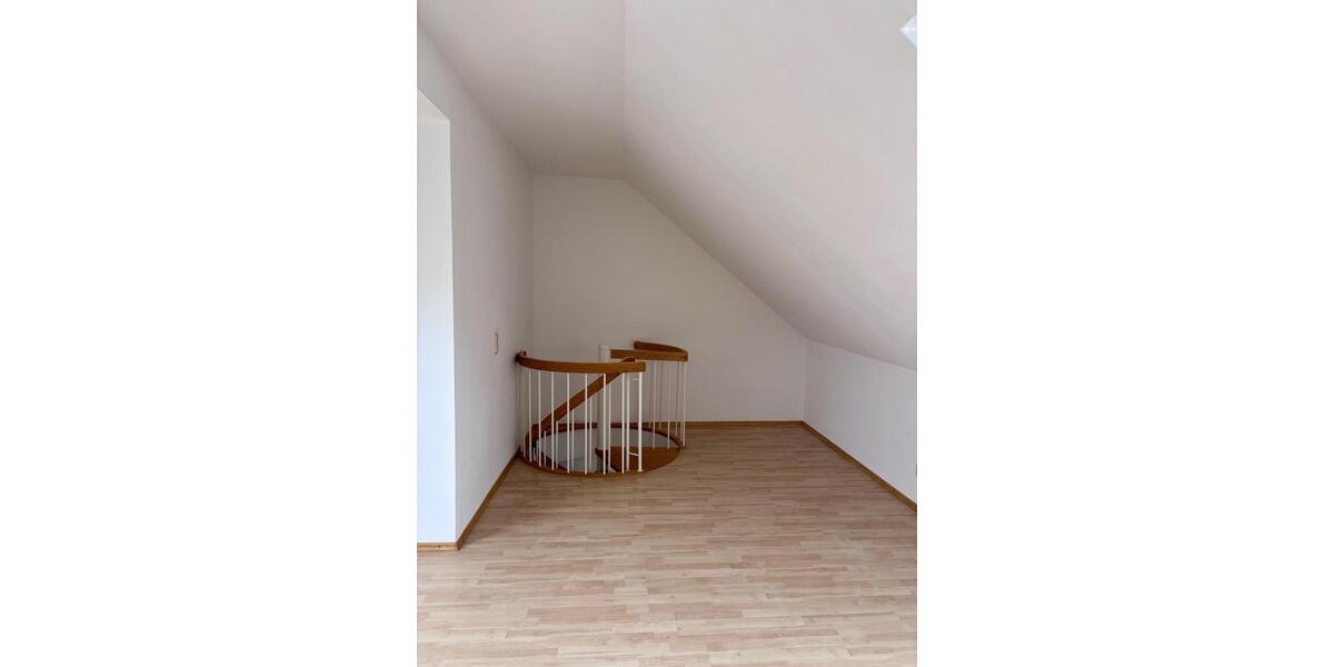 Maisonettenwohnung Usingen - 3 Zimmer, 82 m&sup2;, 1.150&euro; | Angebot:25709063