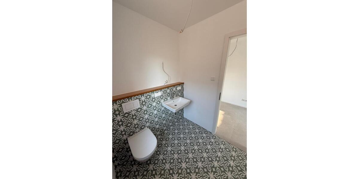 Etagenwohnung Spangenberg - 4 Zimmer, 136 m&sup2;, 1.340&euro; | Angebot:25806100