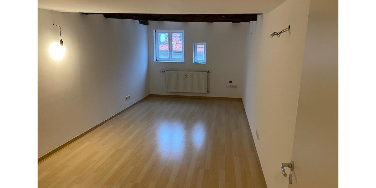 Etagenwohnung Mosbach - 3 Zimmer, 90 m&sup2;, 750&euro; | Angebot:26568019