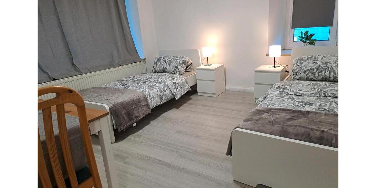 Wohnen auf Zeit Neuenmarkt - 6 Zimmer, 168 m&sup2;, 15&euro; | Angebot:24346951